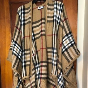 Beige plaid poncho